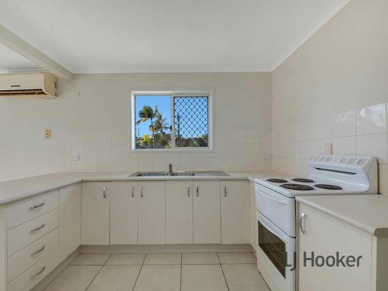 Photo - 23 Wedge Street, Tannum Sands QLD 4680 - Image 8