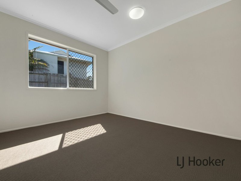 Photo - 23 Wedge Street, Tannum Sands QLD 4680 - Image 11