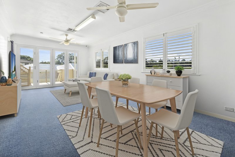Photo - 23 Weller Road, Tarragindi QLD 4121 - Image 2