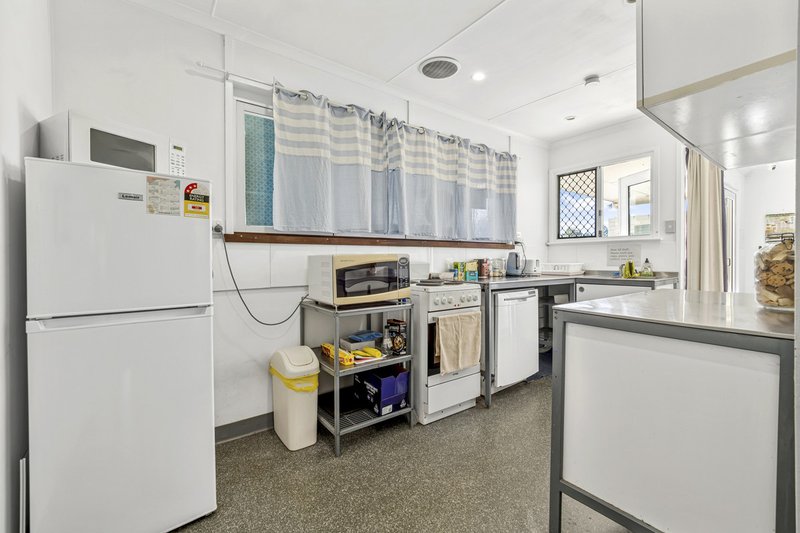 Photo - 23 Weller Road, Tarragindi QLD 4121 - Image 3