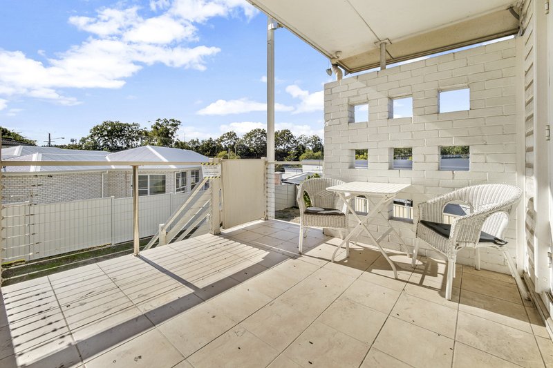 Photo - 23 Weller Road, Tarragindi QLD 4121 - Image 4