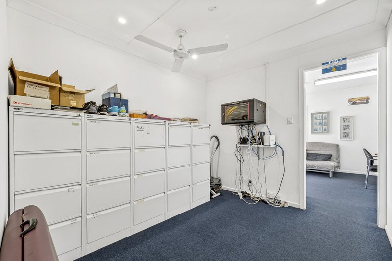 Photo - 23 Weller Road, Tarragindi QLD 4121 - Image 14