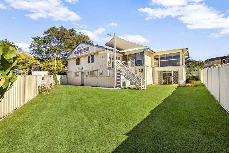 Photo - 23 Weller Road, Tarragindi QLD 4121 - Image 26
