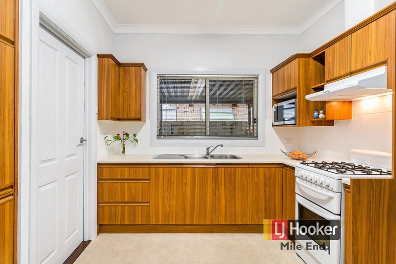 Photo - 23 Weroona Avenue, Park Holme SA 5043 - Image 10