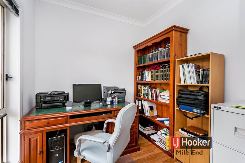 Photo - 23 Weroona Avenue, Park Holme SA 5043 - Image 13