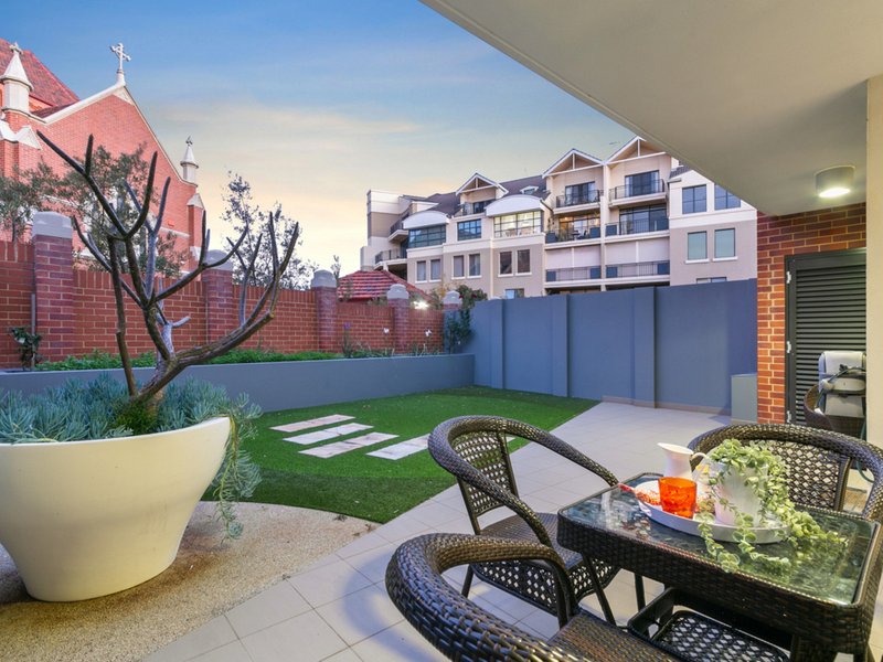 Photo - 2/3 Wexford Street, Subiaco WA 6008 - Image 4