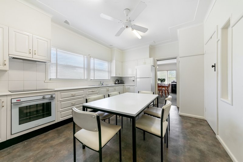 Photo - 23 White Street, East Gosford NSW 2250 - Image 5