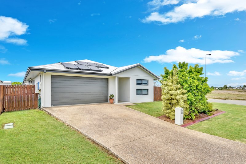 23 Whitehaven Way, Mount Low QLD 4818