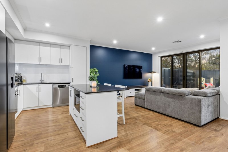 Photo - 23 Whittaker Terrace, Mount Barker SA 5251 - Image 7