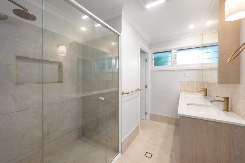Photo - 23 Windemere Avenue, Morningside QLD 4170 - Image 24