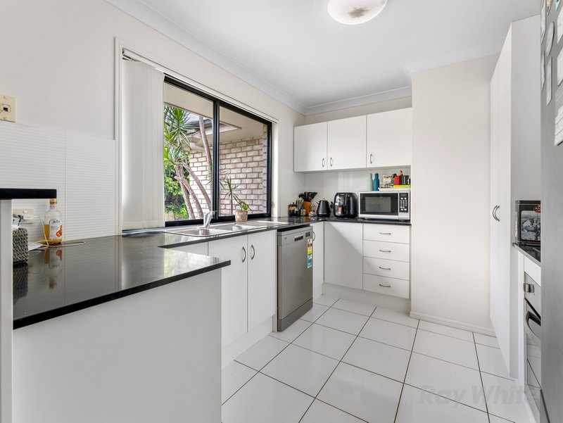 Photo - 23 Windermere Street, Raceview QLD 4305 - Image 4