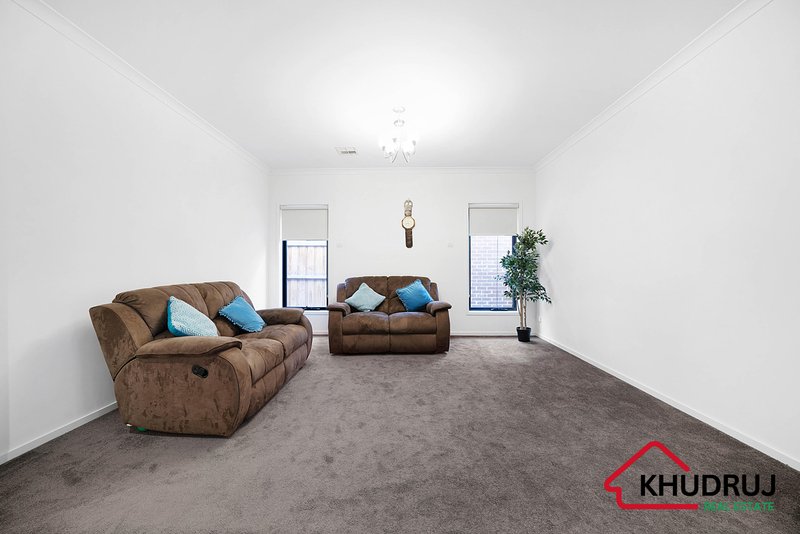Photo - 23 Wingfield Parkway, Williams Landing VIC 3027 - Image 9
