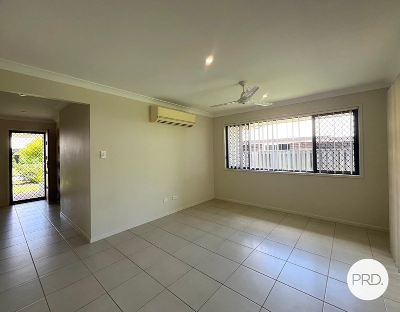 Photo - 23 Winpara Drive, Kirkwood QLD 4680 - Image 4