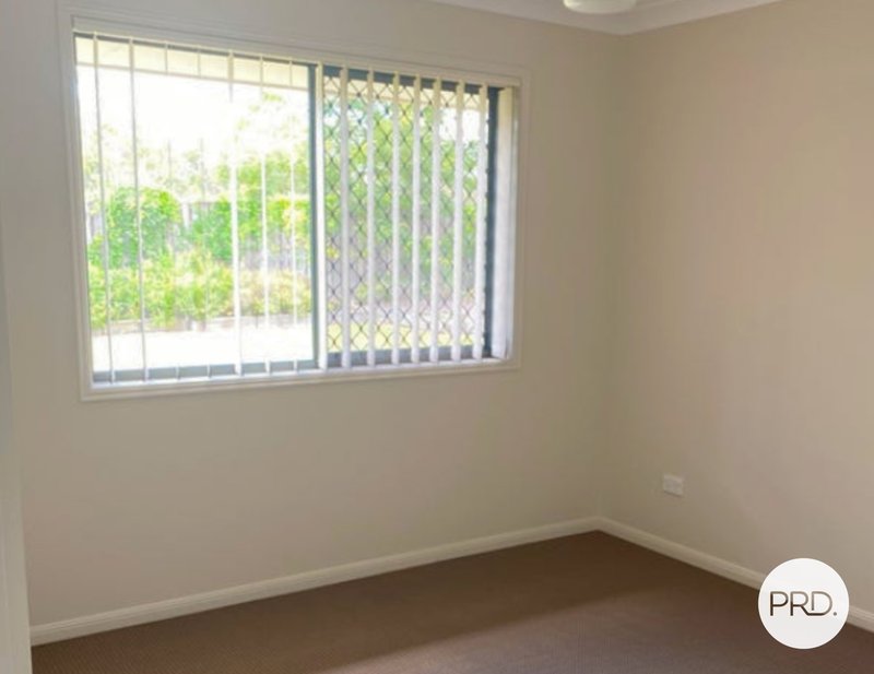 Photo - 23 Winpara Drive, Kirkwood QLD 4680 - Image 10