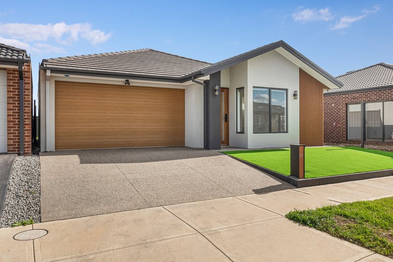 Photo - 23 Wiry Way, Tarneit VIC 3029 - Image 2