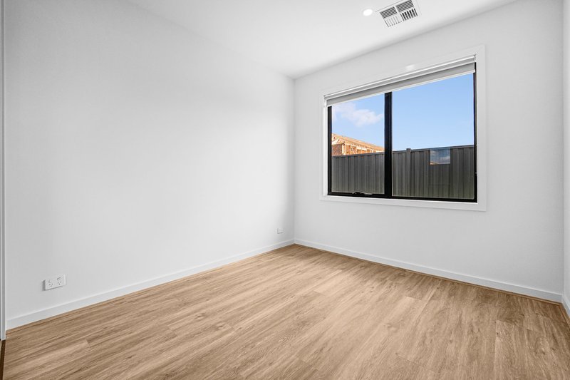 Photo - 23 Wiry Way, Tarneit VIC 3029 - Image 14