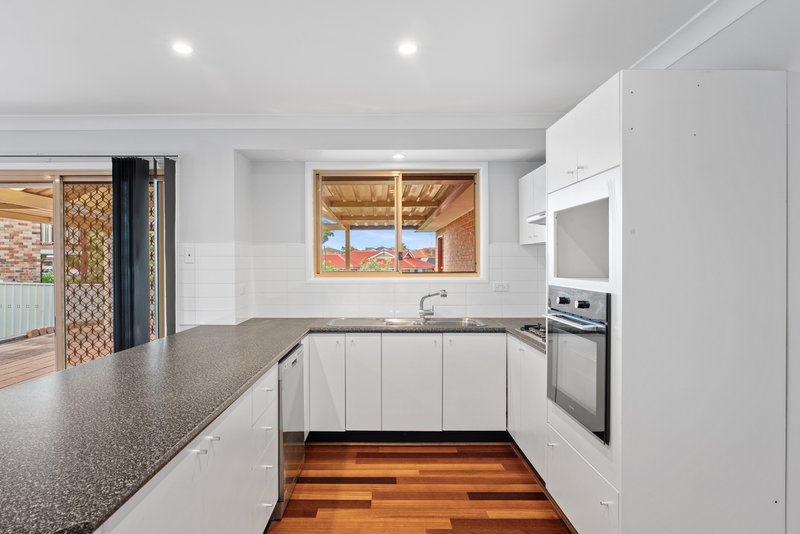 Photo - 23 Wollabi Crescent, Glenmore Park NSW 2745 - Image 3