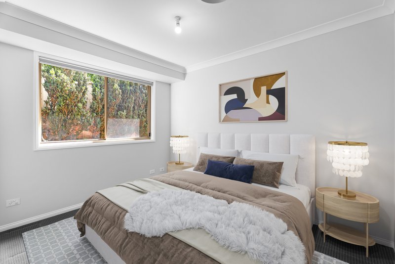 Photo - 23 Wollabi Crescent, Glenmore Park NSW 2745 - Image 9