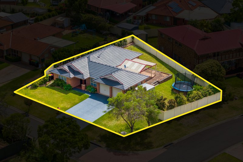 Photo - 23 Wollabi Crescent, Glenmore Park NSW 2745 - Image 15