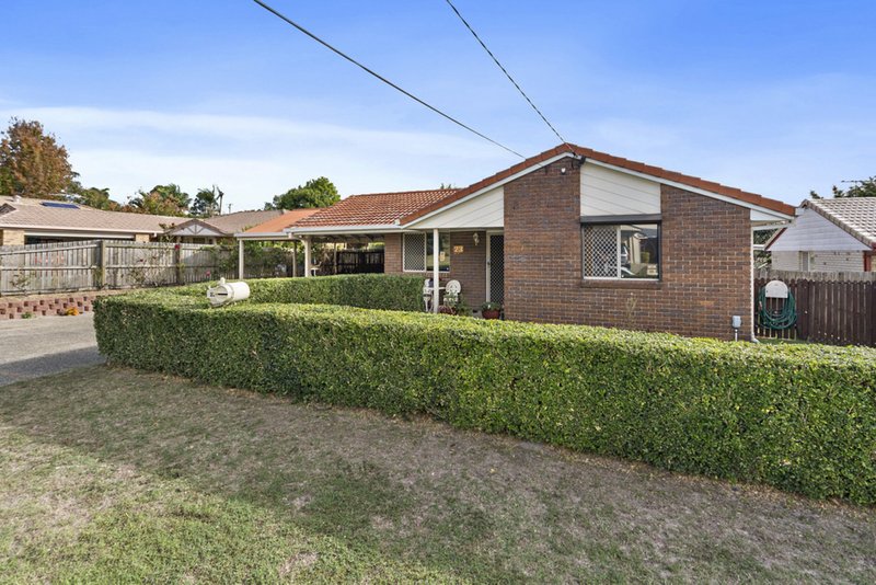 Photo - 23 Woodbine Avenue, Camira QLD 4300 - Image 2