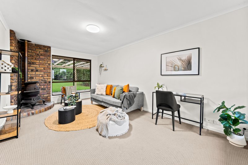 Photo - 23 Woodland Crescent, Browns Plains QLD 4118 - Image 6