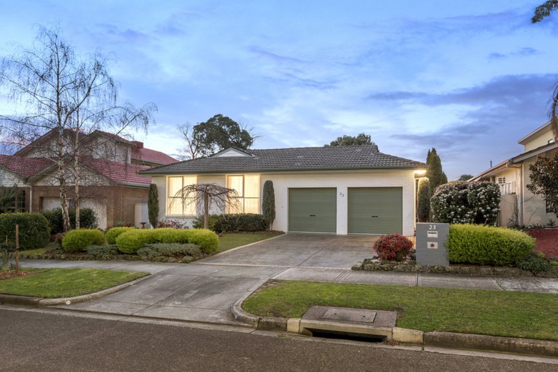 23 Woodlea Street, Doncaster East VIC 3109