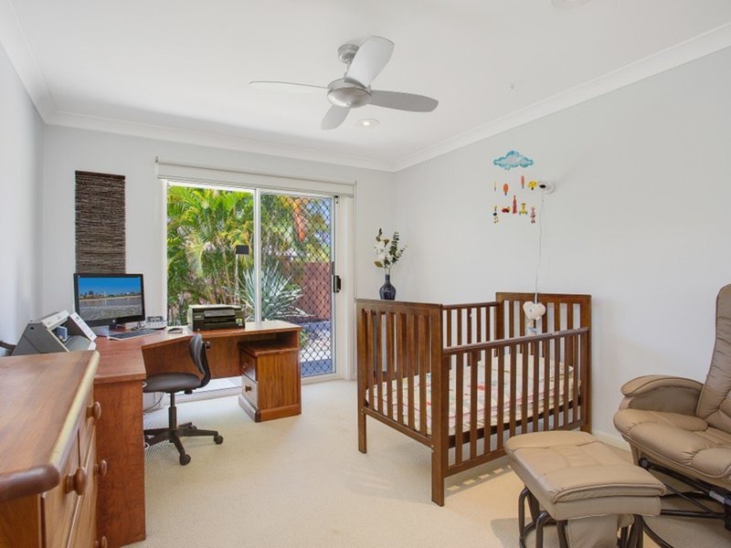 Photo - 23 Woolmere Street, Carrara QLD 4211 - Image 14