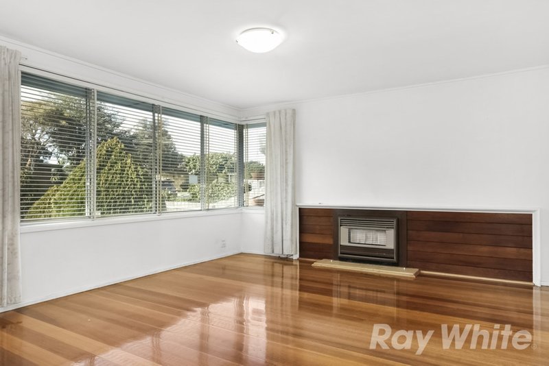 Photo - 23 Woolwich Drive, Mulgrave VIC 3170 - Image 3