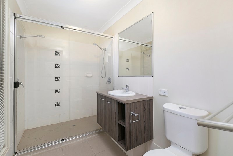 Photo - 23 Worchester Crescent, Wakerley QLD 4154 - Image 6