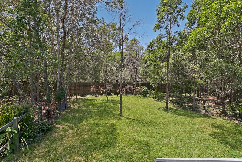 Photo - 23 Worchester Crescent, Wakerley QLD 4154 - Image 7