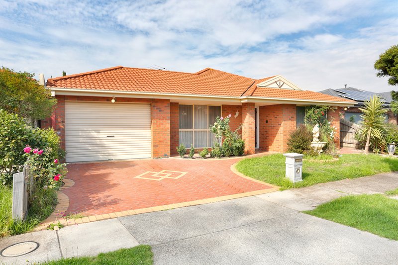 23 Wrigley Crescent, Roxburgh Park VIC 3064