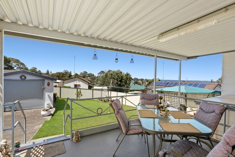 Photo - 23 Wyndarra Way, Koonawarra NSW 2530 - Image 7