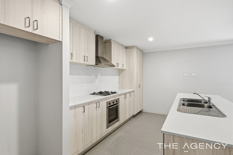 Photo - 23 Yamarna Road, Golden Bay WA 6174 - Image 5