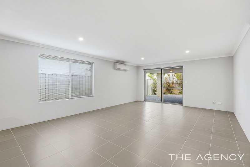 Photo - 23 Yamarna Road, Golden Bay WA 6174 - Image 9