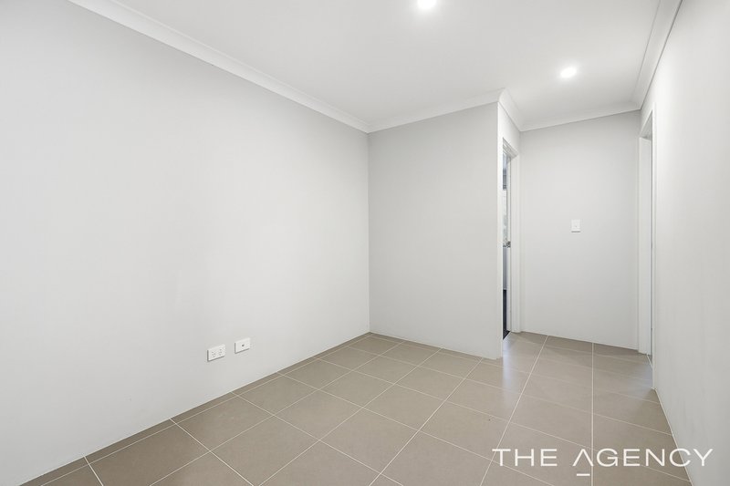 Photo - 23 Yamarna Road, Golden Bay WA 6174 - Image 17