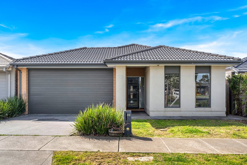 Photo - 23 Yarradale Drive, Mickleham VIC 3064 - Image 1