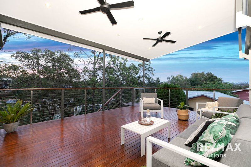 Photo - 23 Yingally Dr , Arana Hills QLD 4054 - Image 6