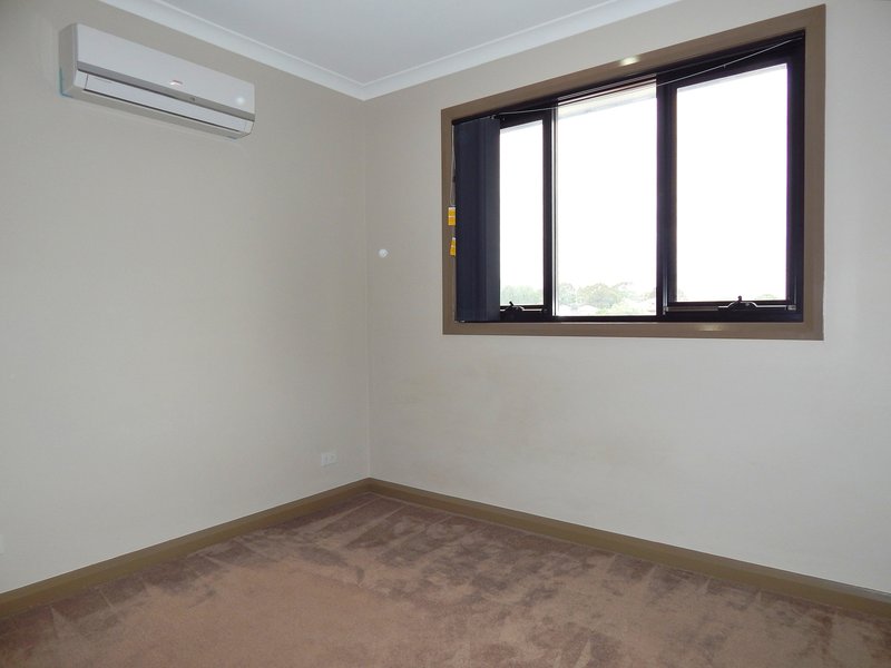 Photo - 2/30 Anderson Street, Lalor VIC 3075 - Image 5