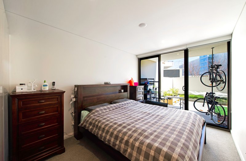 Photo - 2/30 Blackall Street, Barton ACT 2600 - Image 7