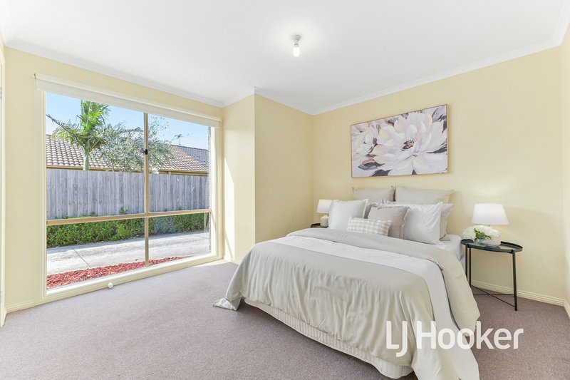 Photo - 2/30 Bride Avenue, Hampton Park VIC 3976 - Image 9