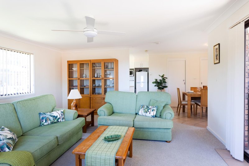 Photo - 2/30 Clyde Street, Mollymook Beach NSW 2539 - Image 6