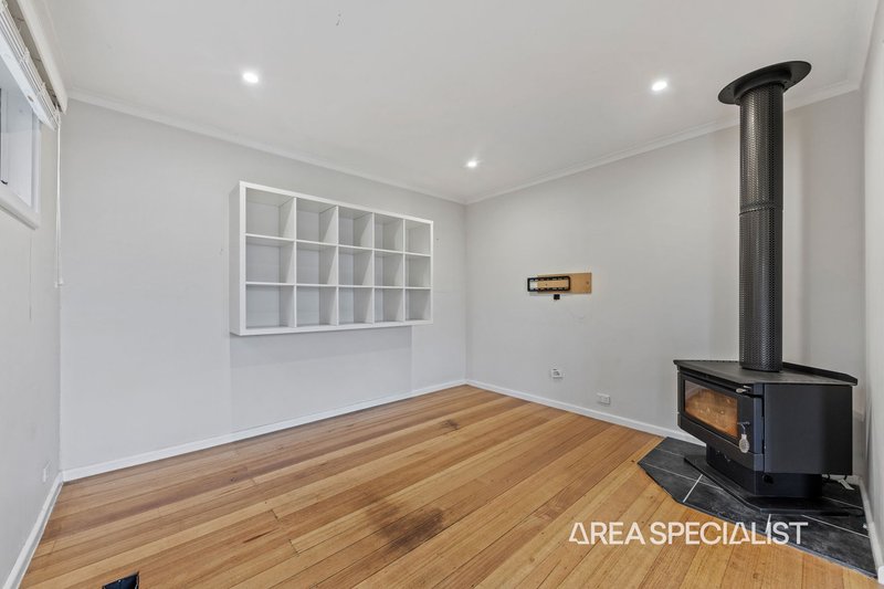 Photo - 2/30 Cornwall Street, Hallam VIC 3803 - Image 6