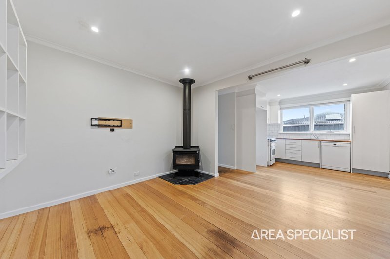 Photo - 2/30 Cornwall Street, Hallam VIC 3803 - Image 12