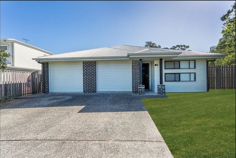 Photo - 2/30 Folkes Close, Bellbird Park QLD 4300 - Image 1