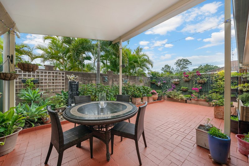 Photo - 2/30 Graham Road, Carseldine QLD 4034 - Image 7