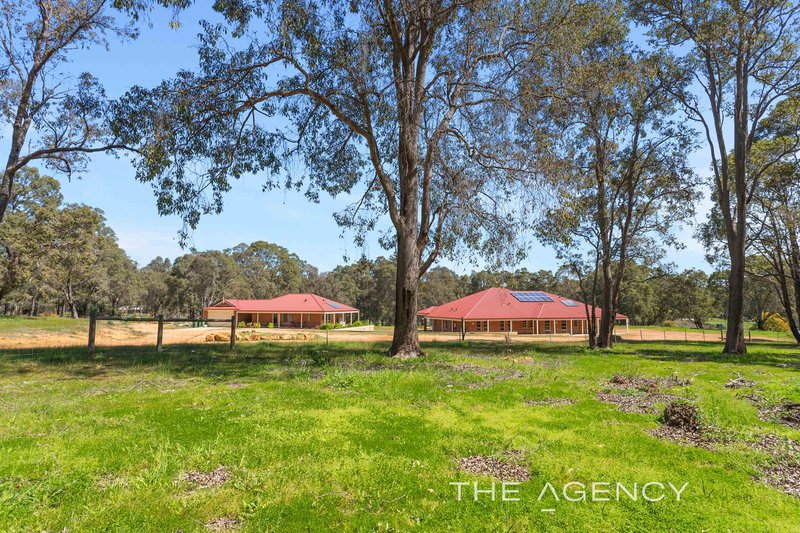 Photo - 230 Mathieson Road, Chidlow WA 6556 - Image 2