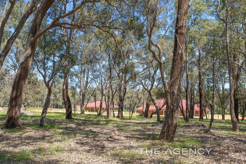 Photo - 230 Mathieson Road, Chidlow WA 6556 - Image 26