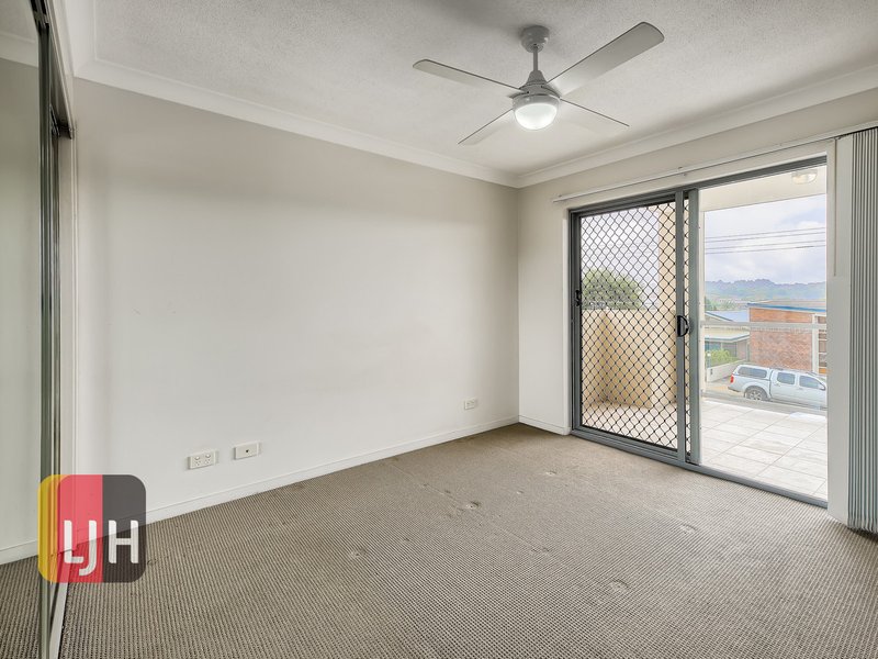 Photo - 2/30 Mcilwraith Street, Everton Park QLD 4053 - Image 7