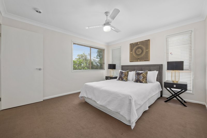 Photo - 2/30 Mount Pleasant Road, Nambour QLD 4560 - Image 9