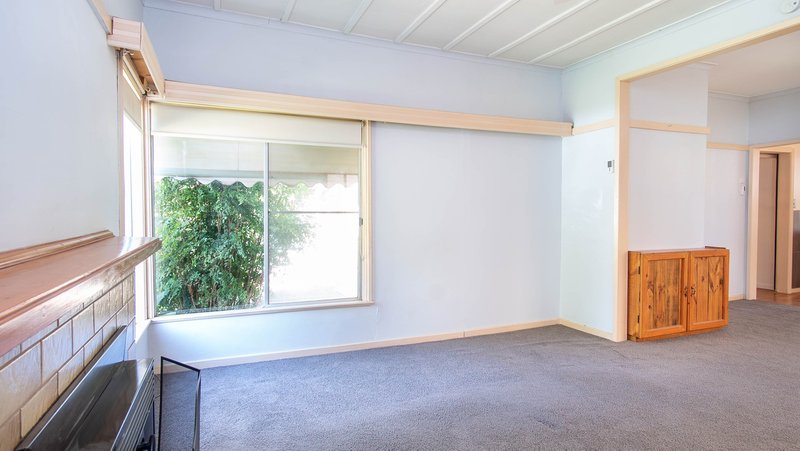 Photo - 230 Ninth Street, Mildura VIC 3500 - Image 6